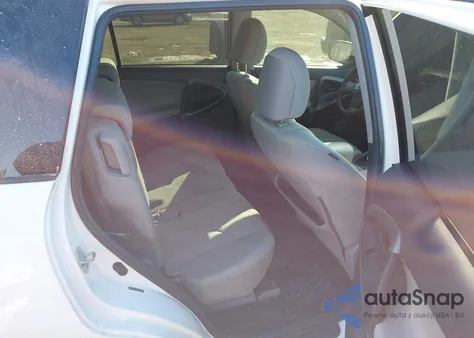 2011 Toyota Rav4 из США, поврежденный, VIN 2T3BF4DV4BW087744